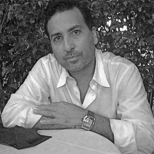 Rafael Vega Photo 15