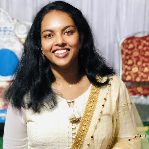 Anita Hannah Photo 4