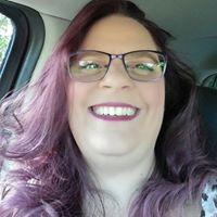 Carrie Myers Photo 22