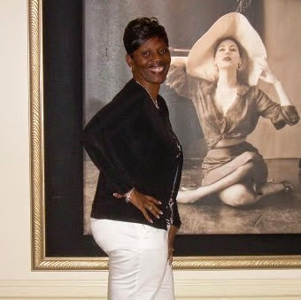 Cynthia Mullins Photo 21