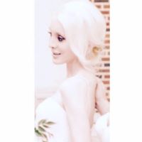 Lindsey Silver Photo 12