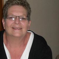Julie Martell Photo 18
