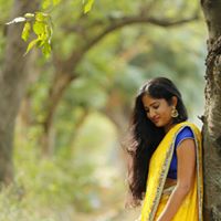 Divya Reddy Photo 12