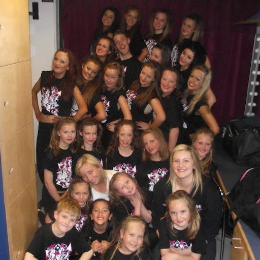 Laura Cottrell Photo 10