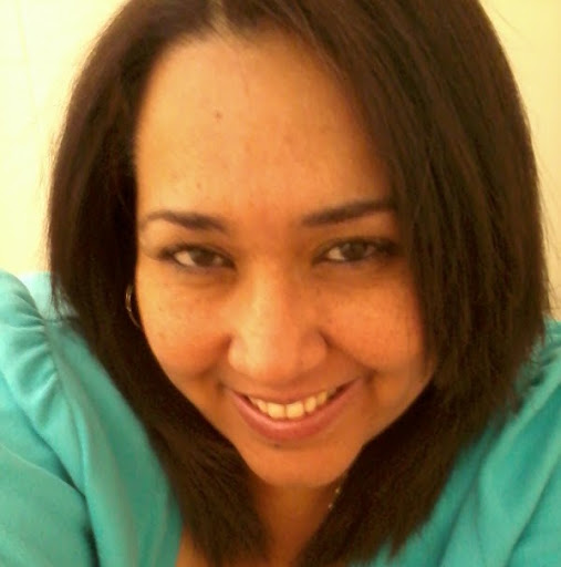 Claudia Macias Photo 20