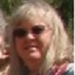 Jane Weaver Photo 21