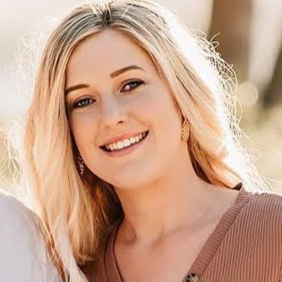 Laura Bates Photo 39 Laura Bates Photo 39