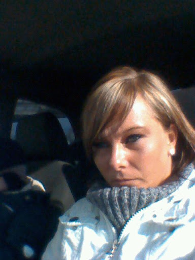 Jennifer David Photo 25