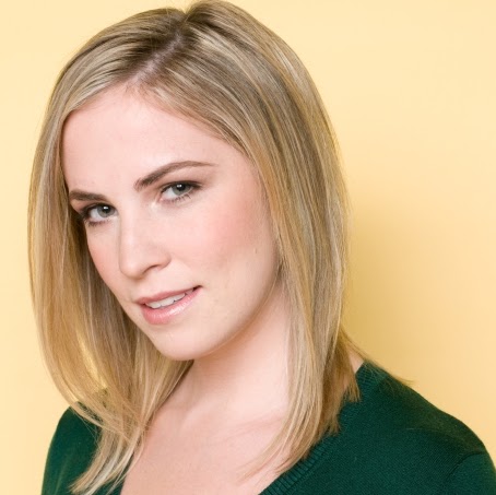 Heather Couch Photo 32
