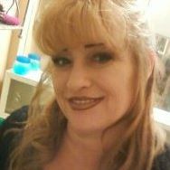Lisa Valdivia Photo 16