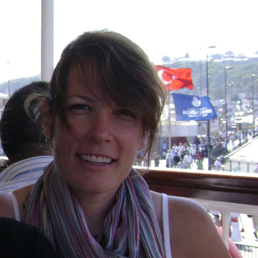 Kelly Saunders Photo 17
