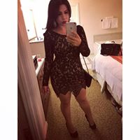 Elizabeth Robles Photo 27