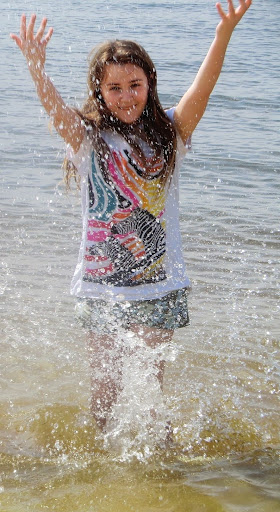 Julie Grace Photo 18