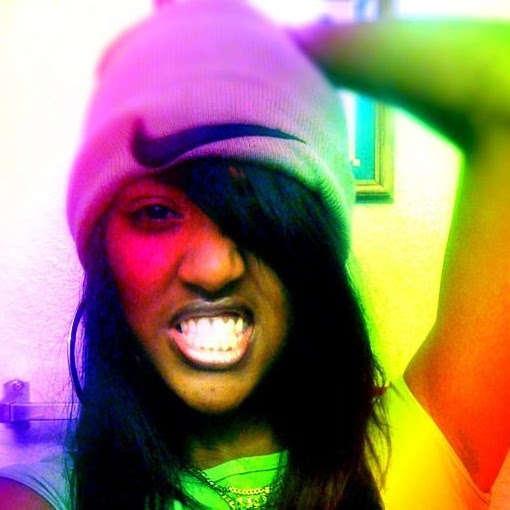Ayesha Scott Photo 7