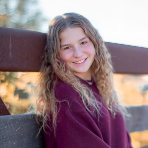 Emily Ritchie Photo 9