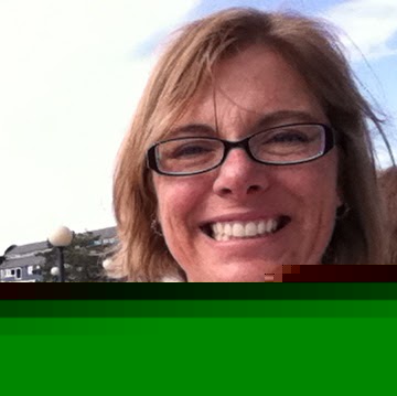 Robin Wolfe Photo 35