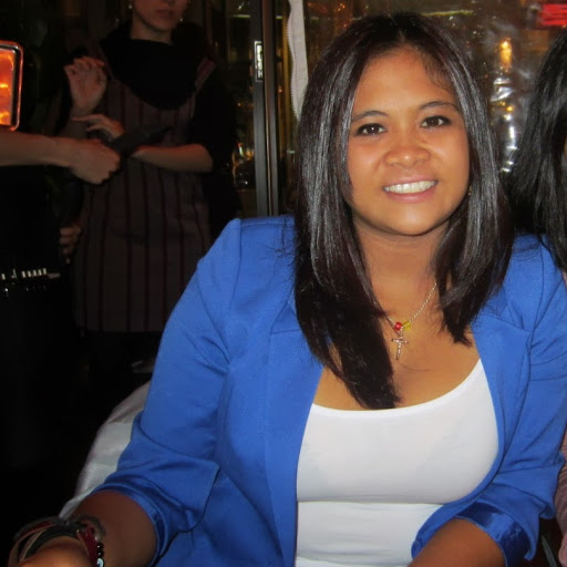 Julie Fuentes Photo 10