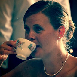 Laura Carpenter Photo 15