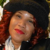 Lilli Roberts Photo 6