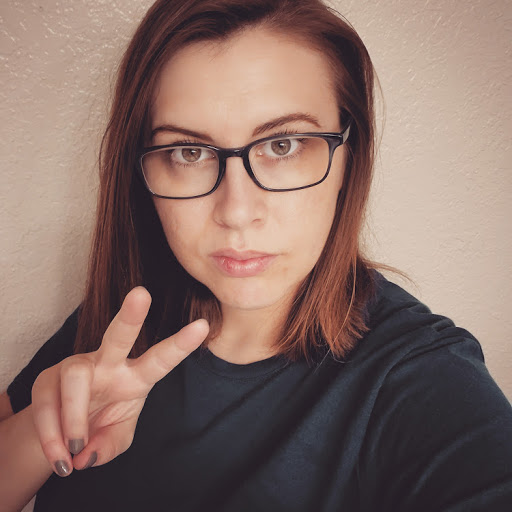 Amanda Harrison Photo 17