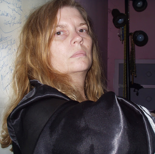 Elaine Stevens Photo 40