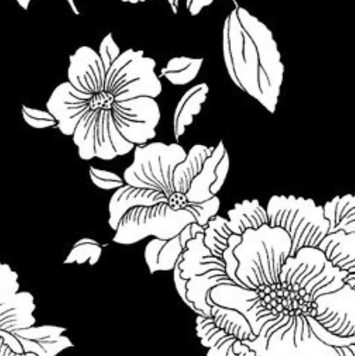 Lily Thompson Photo 20