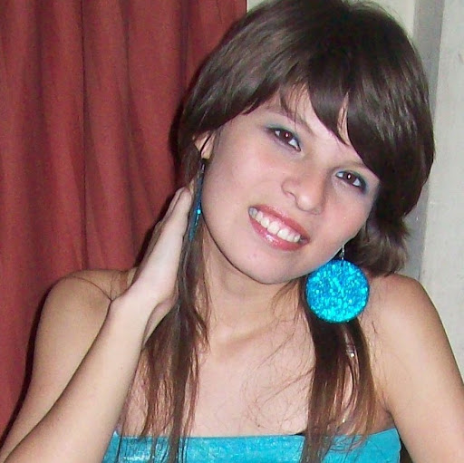 Ana Cardenas Photo 9