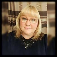 Sandy Reynolds Photo 9 Sandy Reynolds Photo 9