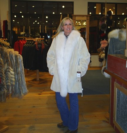 Terri Ellis Photo 4
