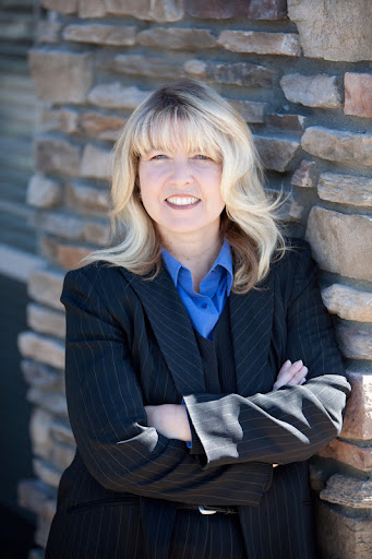 Renee Waters Photo 37