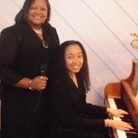 Vanessa Ridgeway Photo 5