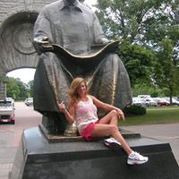Kimberley Tuttle Photo 6