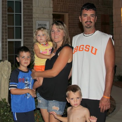 Vicki Nelson Photo 15