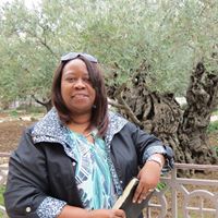 Tonya Roberson Photo 11