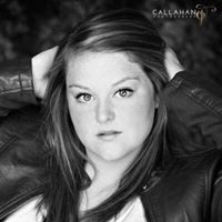 Caitlin Beck Photo 21