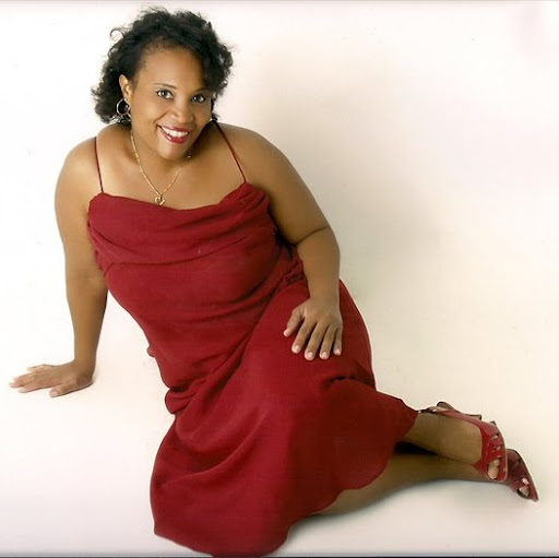 Michele Alexander Photo 37