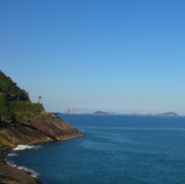 Monique Rodriguez Photo 26