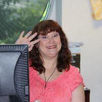 Kelly Cates Photo 17