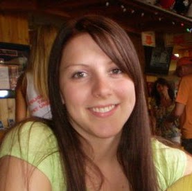 Victoria Mead Photo 21