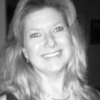 Paula Abercrombie Photo 3