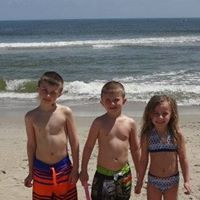 Abigail Sharp Photo 18