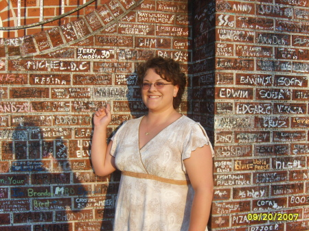 April Richey Photo 20