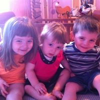 Elizabeth Mccombs Photo 24