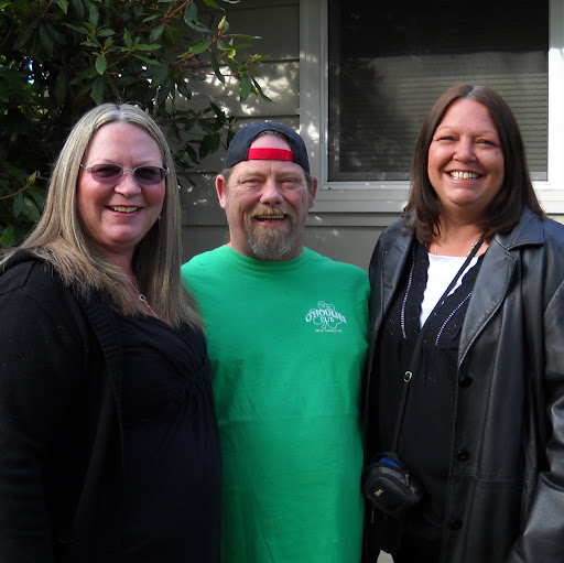 Stephanie Perkins Photo 9