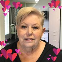 Margaret Ellis Photo 27