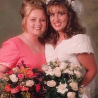 Stephanie Bradshaw Photo 10