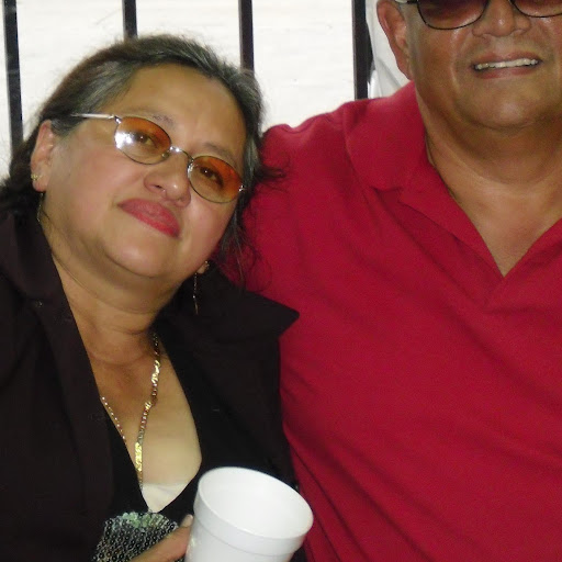 Ruth Salinas Photo 29