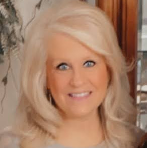 Karen Phillips Photo 11