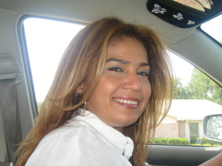 Silvia Guzman Photo 25