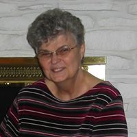 Phyllis Kerr Photo 14